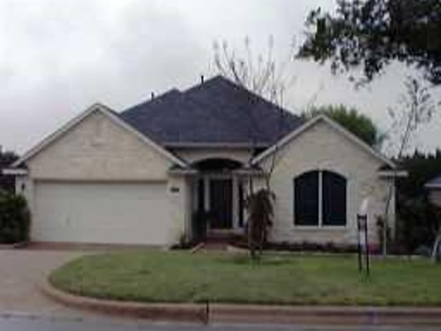4712 EAGLE FEATHER DR