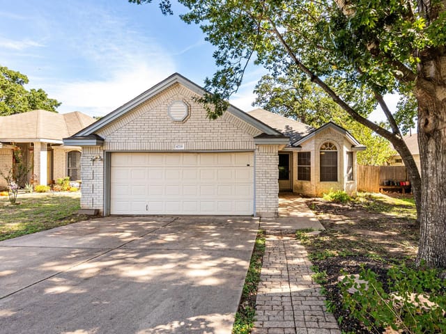 4719 CASTLEMAN Dr