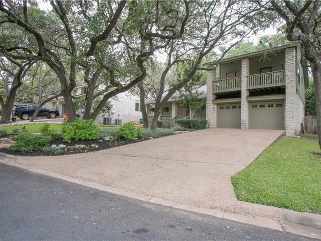 4720 Palisade Dr