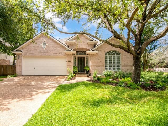 4721 Eagle Feather DR