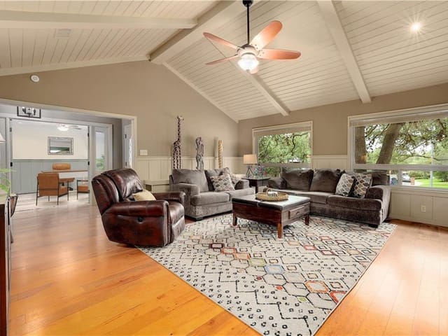 4724 Palisade Dr