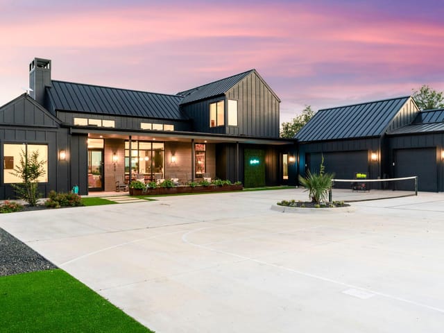 475 Happy TRL - front exterior - Luxury home in K-Bar-Mac, Dripping Springs, TX