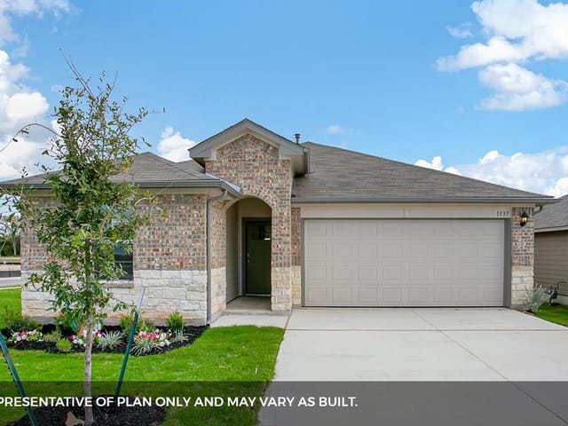 475 Mustang Lake CIR