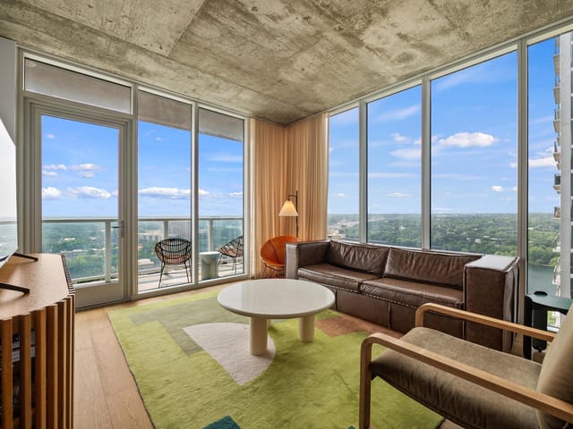 48 East Ave Unit #2108