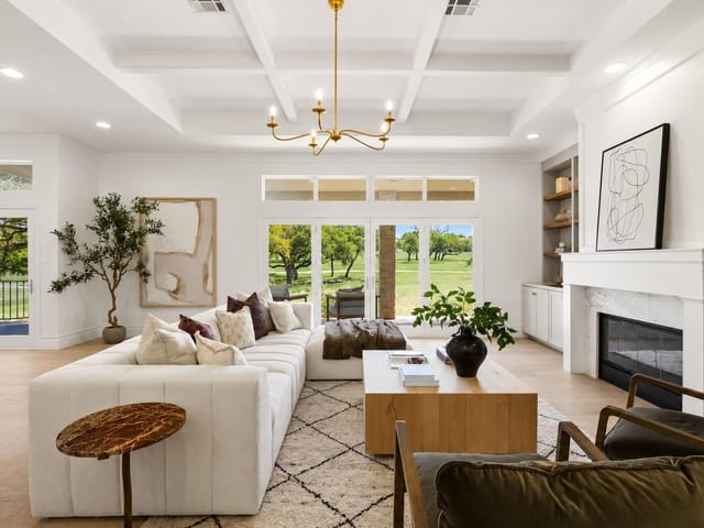 48 Tiburon DR