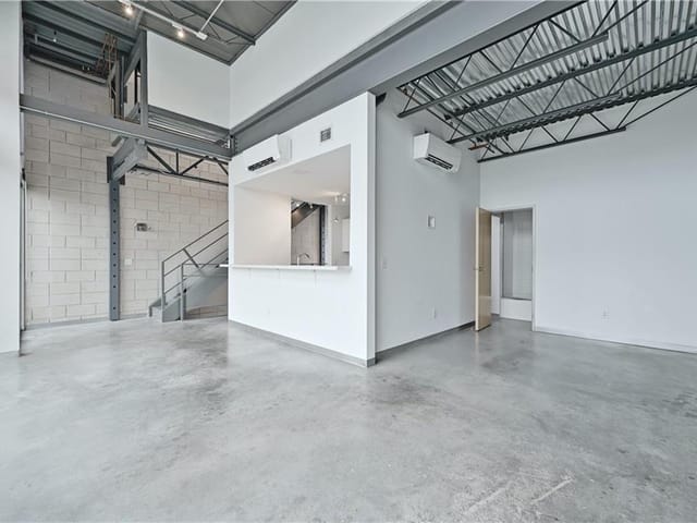 4801 S Congress Ave Unit #F1