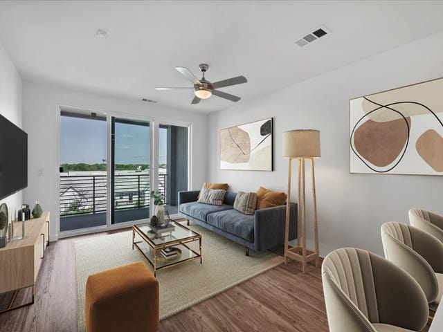 4801 Springdale Rd Unit #1402