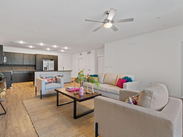 4801 Springdale Rd Unit #2205