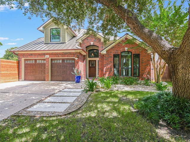 4802 Craig Dr