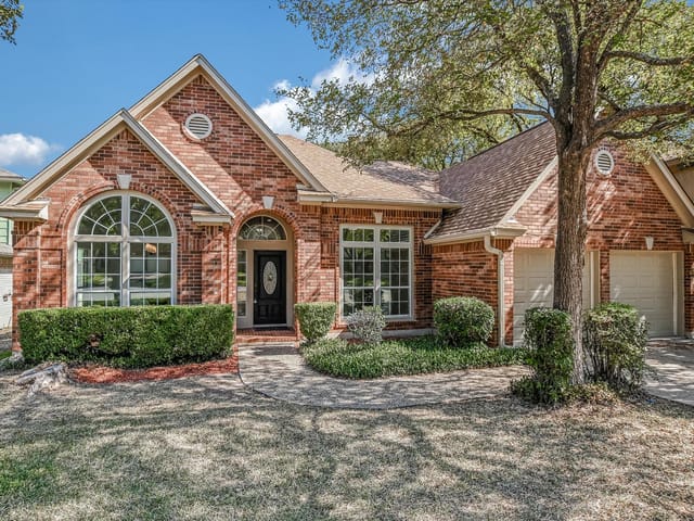 4802 Misty Brook Cv