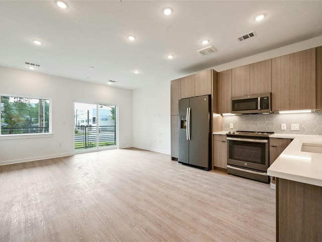 4802 S Congress Ave Unit #114