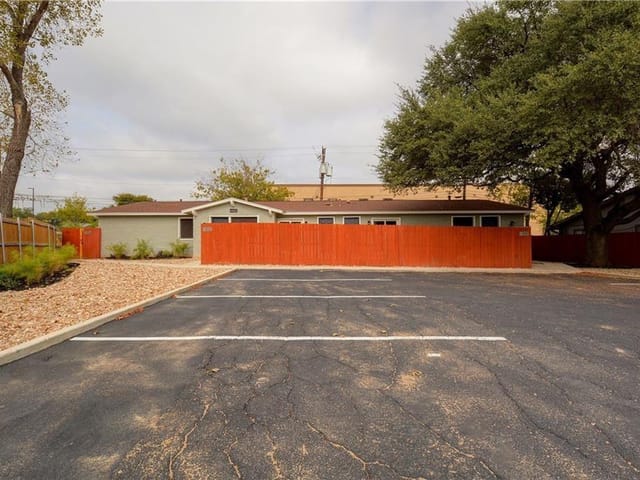 4802 West Wind Trl
