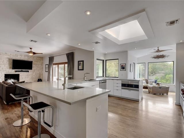 4803 Palisade Dr