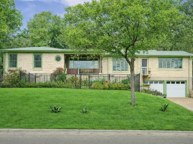 4804 Balcones DR