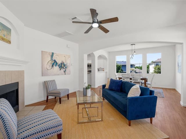 4804 Fort Moultrie Ln