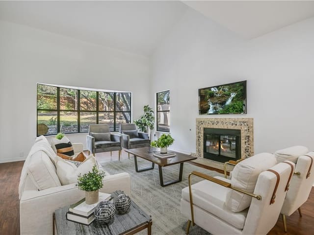 4804 Palisade Dr