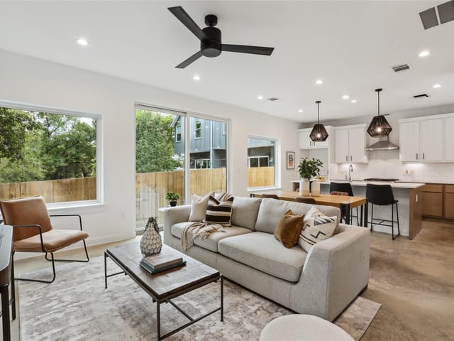 4804 Ribbecke Ave Unit #2