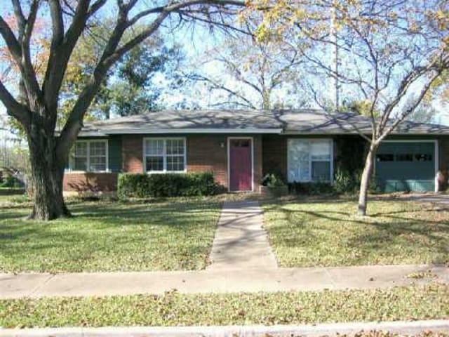 4804 Westfield Dr