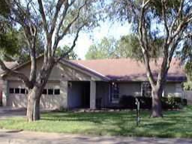 4805 CAP ROCK DR