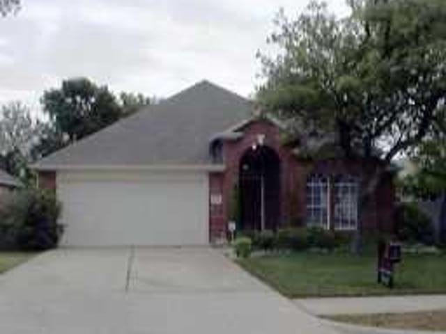 4805 COMANCHE CREEK DR