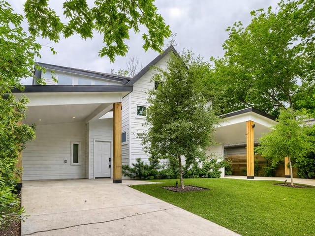 4805 Sara DR