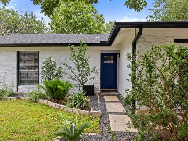 4805 Spring Meadow CV