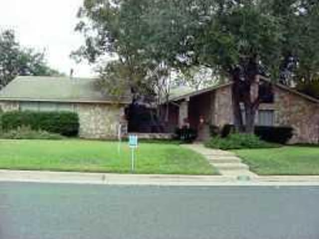 4806 GREYSTONE Dr