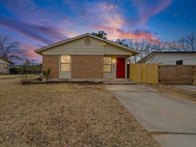 4806 Russet Hill DR