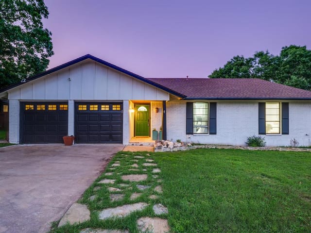 4806 Wind River Rd