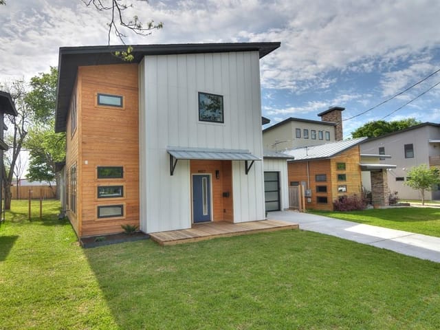4807 Harmon Ave