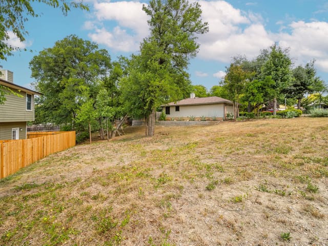 4808 Brook Creek Cv