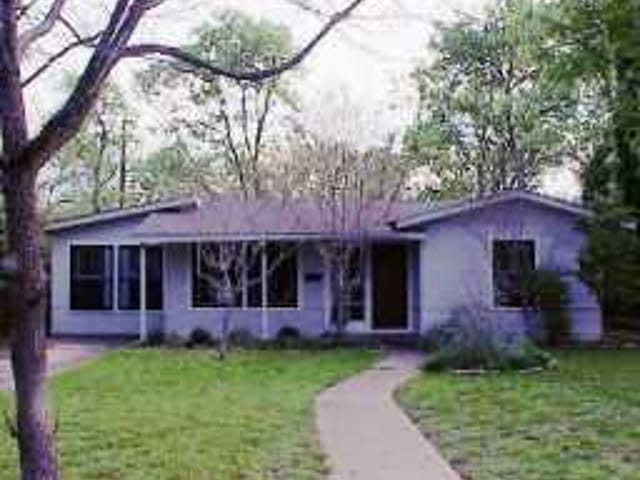 4809 WEST PARK DR