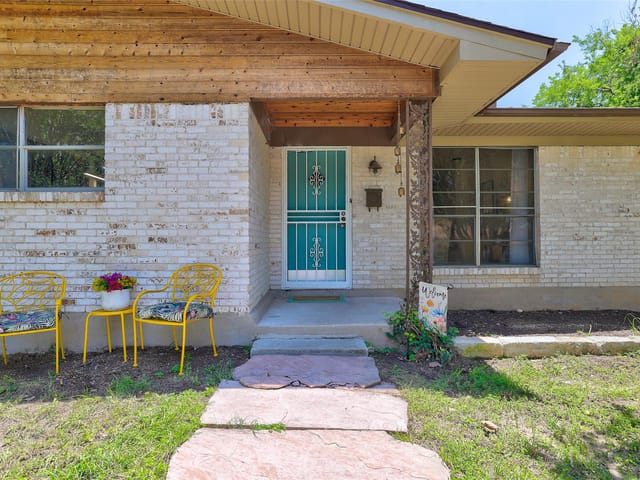 4813 Broadhill DR