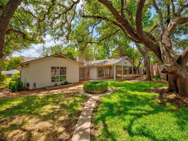 4817 Gerona Dr