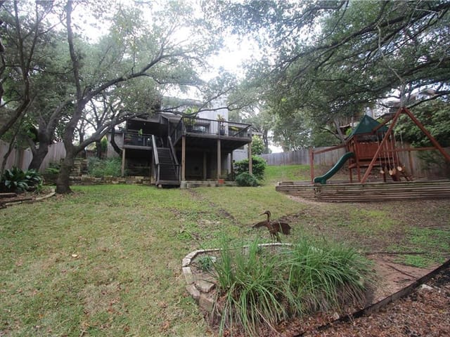 4817 Twin Valley Dr