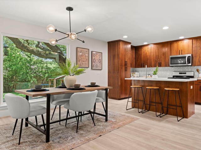 4819 Trail Crest Cir