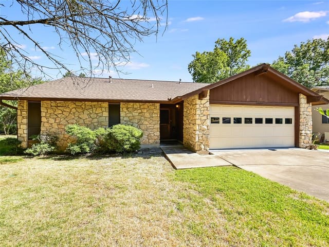 4822 Canyonbend Cir
