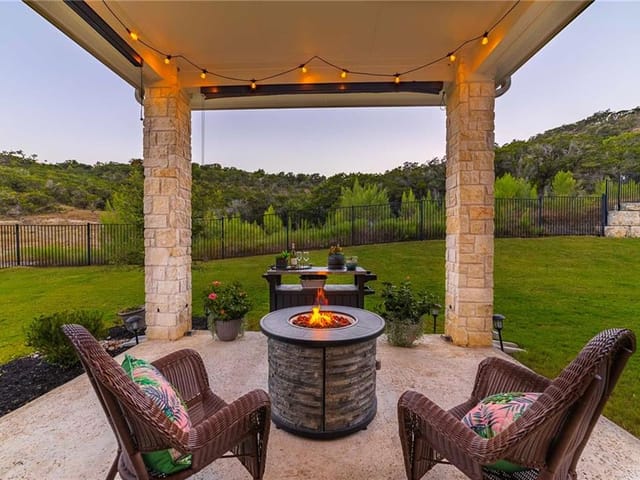 483 Anfield Cir