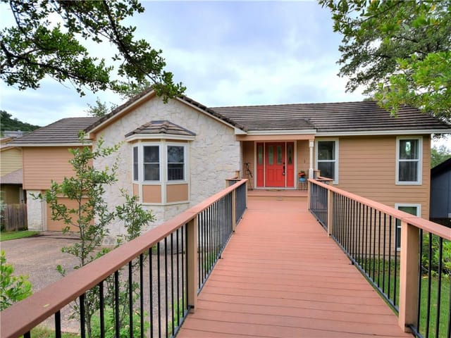4831 Twin Valley Dr