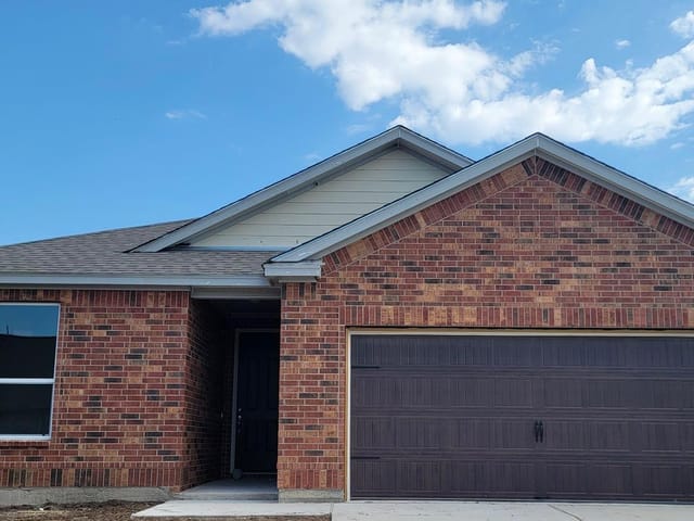 4833 Teverola Dr