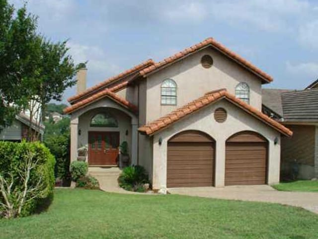 4839 Twin Valley Dr