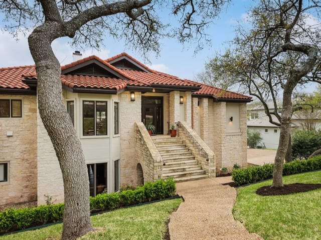 49 Pascal Ln