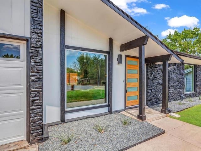 4900 Aberdeen Cir