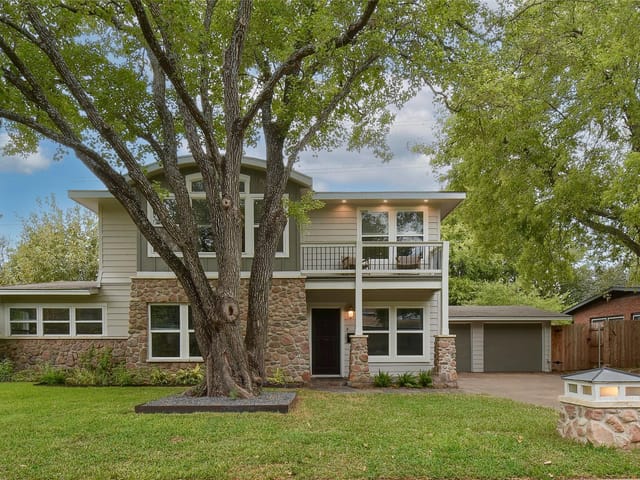 4900 Westfield Dr