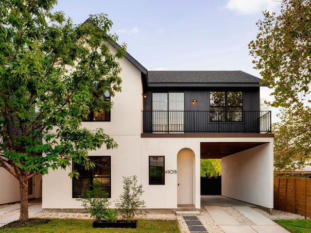 4901 Gladeview DR Unit #B