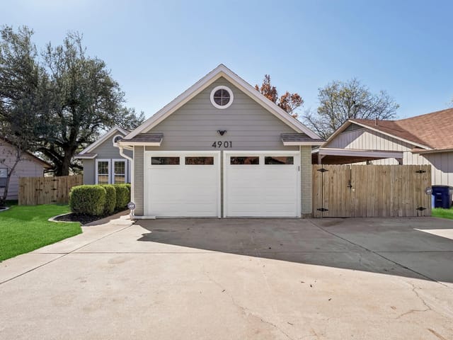 4901 Transit CIR