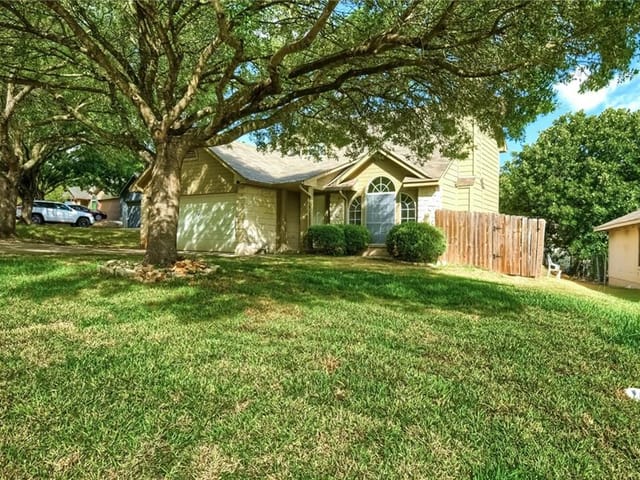 4902 Gnarled Oak Cv