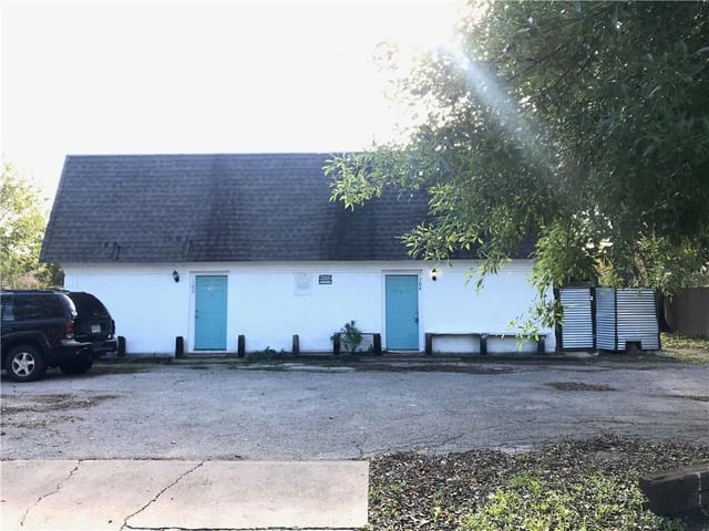 4902 West Gate BLVD Unit #104