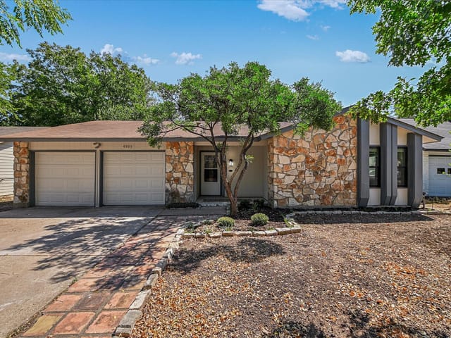 4903 Scarsdale Dr