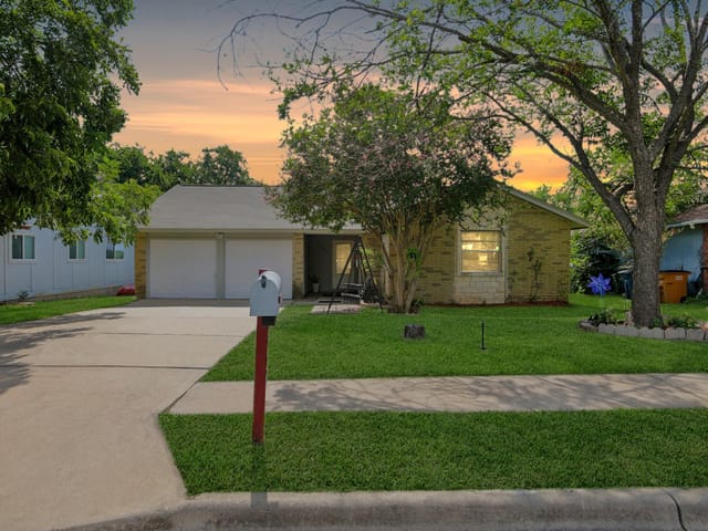 4907 Copperbend Blvd
